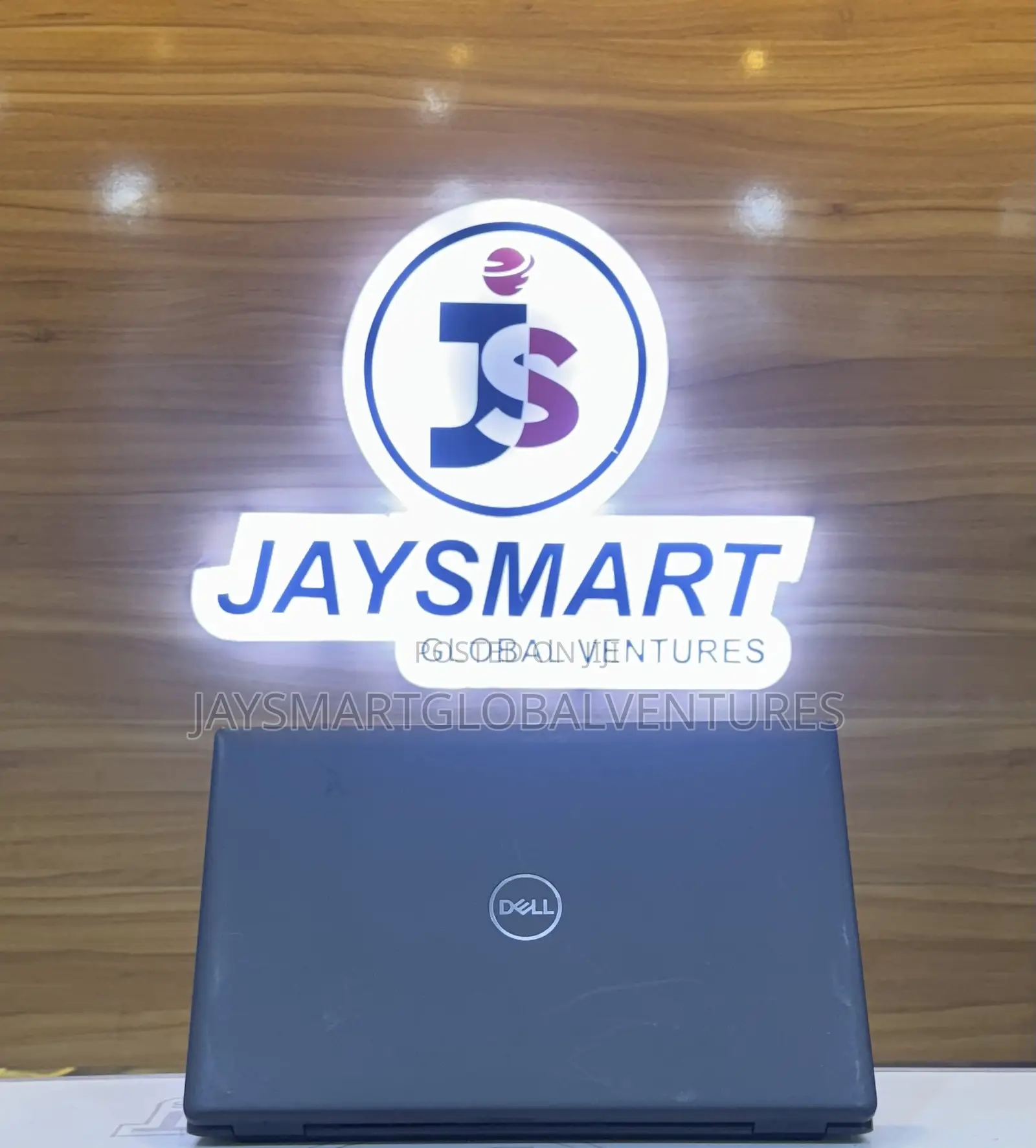 Laptop Dell Latitude 3520 16GB Intel Core i7 SSD 512GB