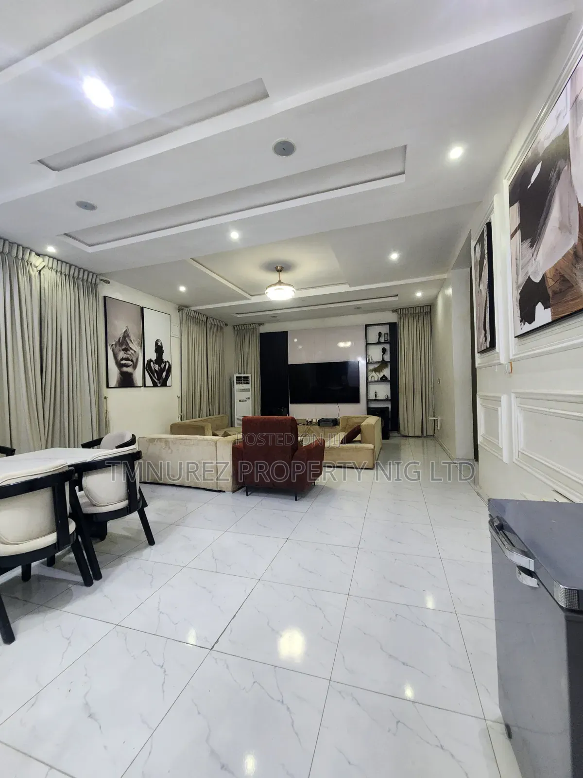 Furnished Mini Flat in Chevron for rent