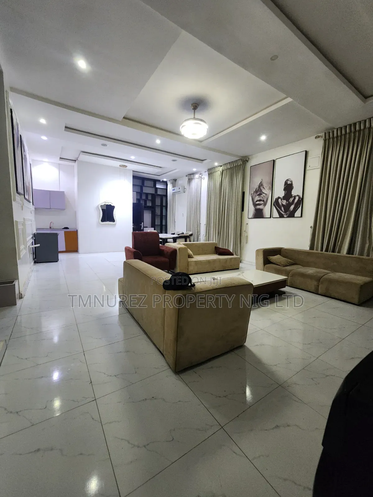Furnished Mini Flat in Chevron for rent
