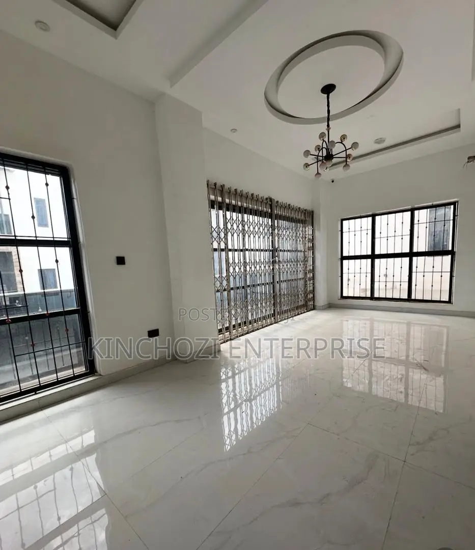 3bdrm Duplex in Rockvale Manors, Zone B for rent