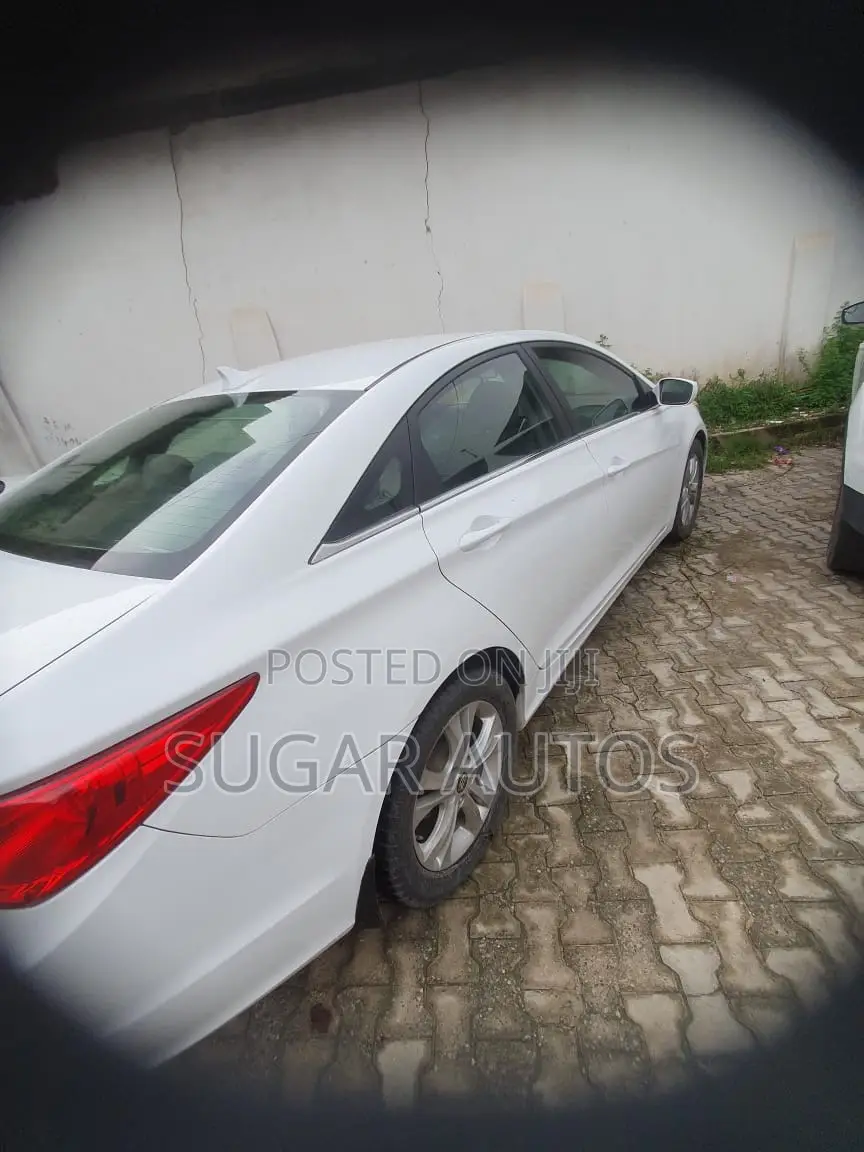 Hyundai Sonata 2013 White
