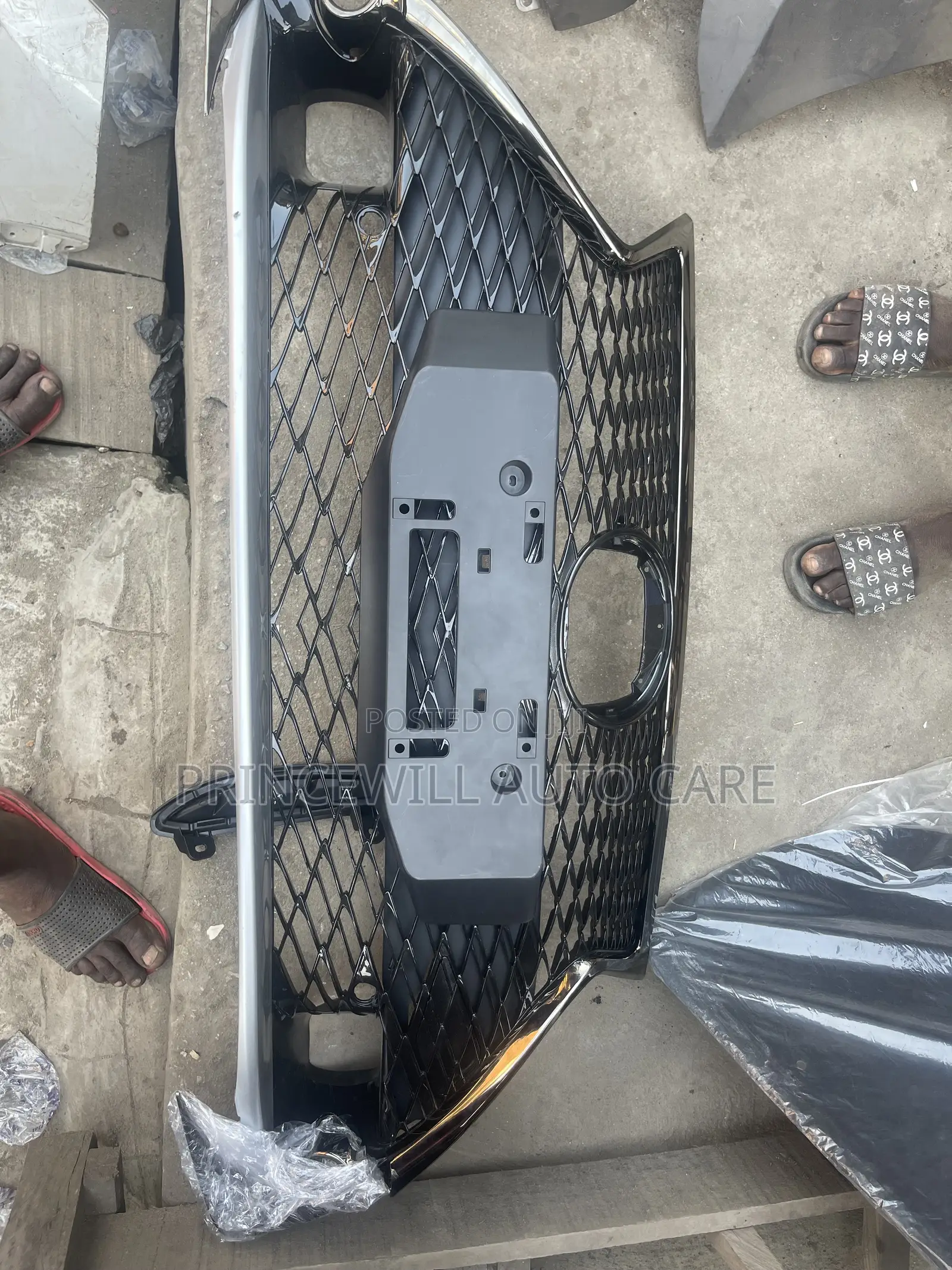 Front Grill Rc350