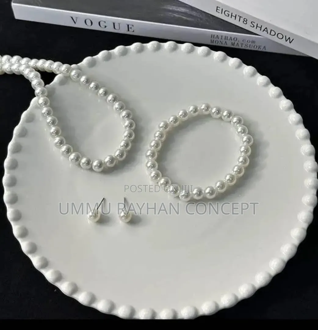 Female Necklace R
