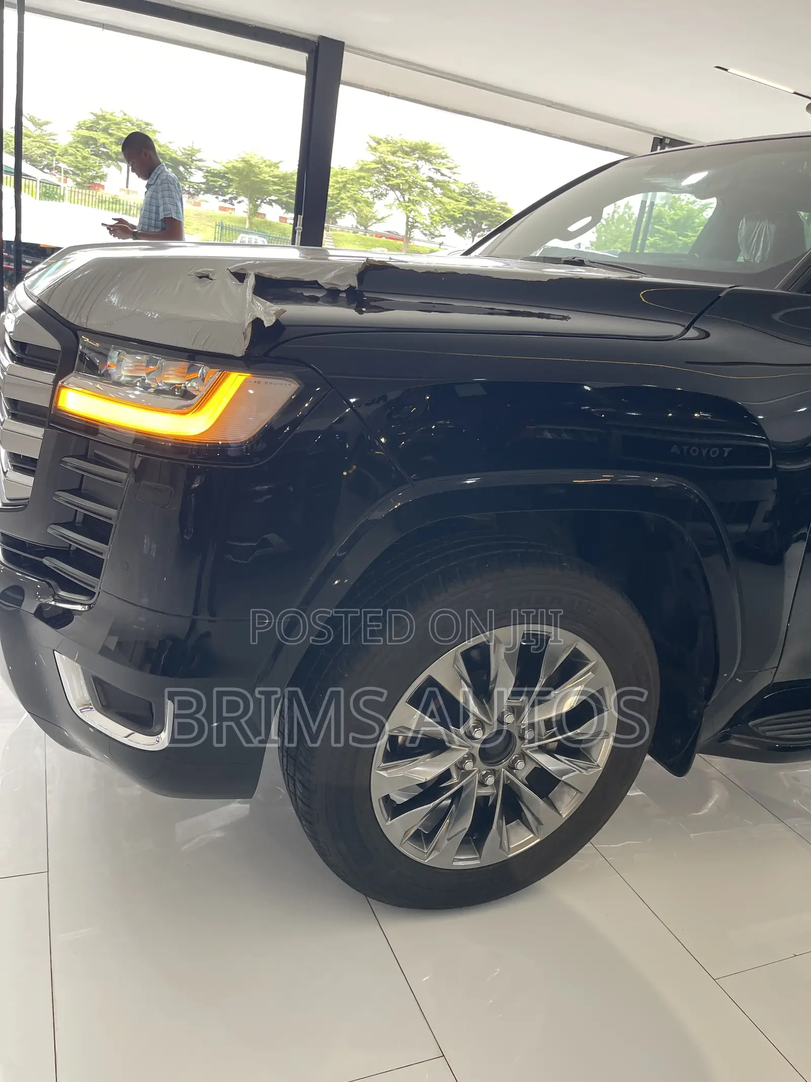 New Toyota Land Cruiser LC300 2025 Black