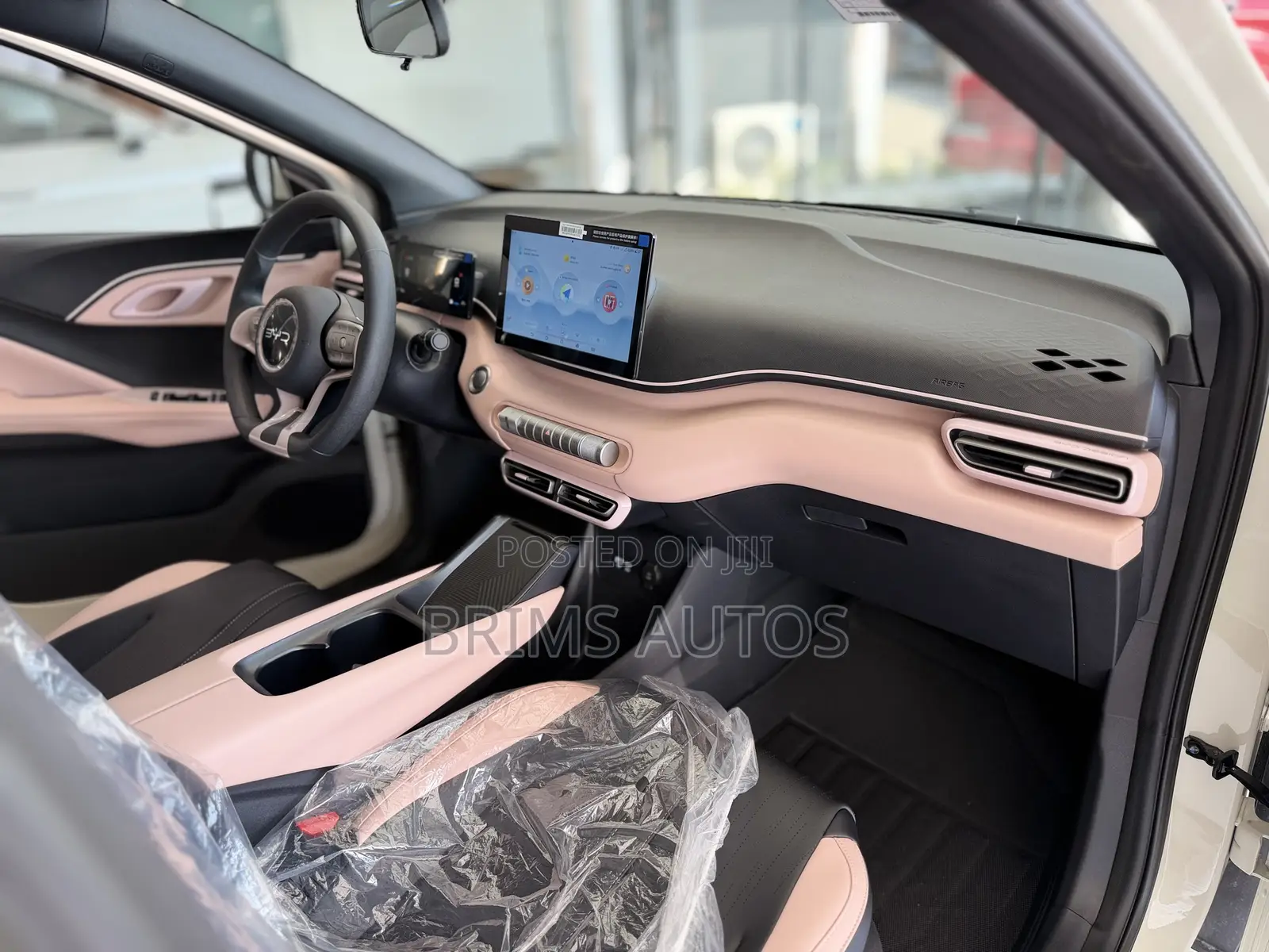 New BYD Seagull 2025 Off white