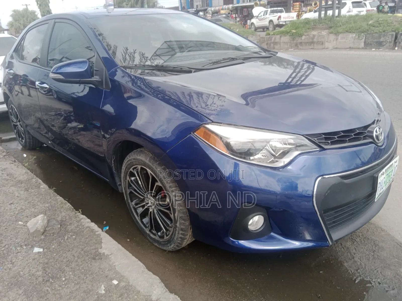 Toyota Corolla 2015 Blue