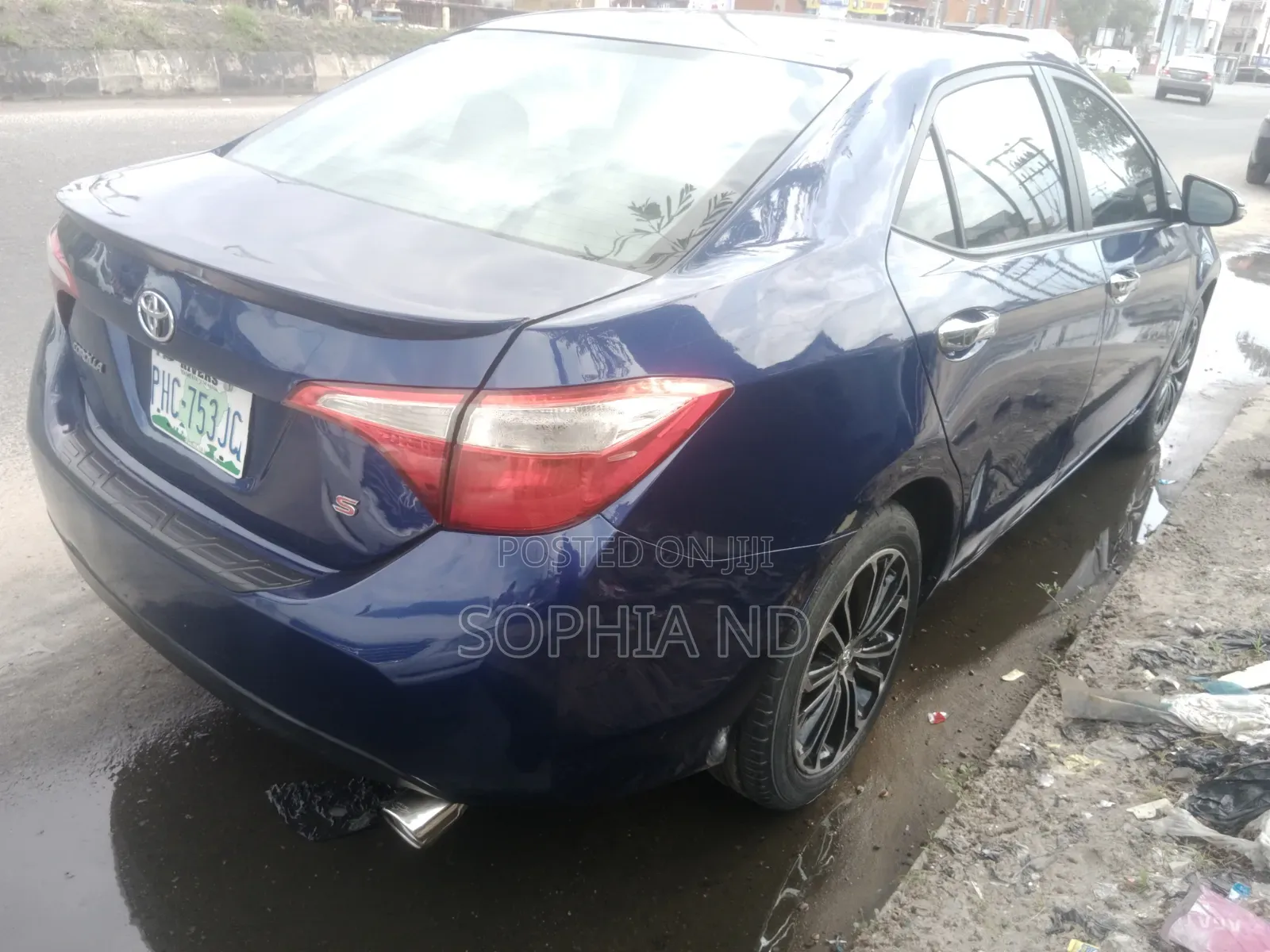 Toyota Corolla 2015 Blue