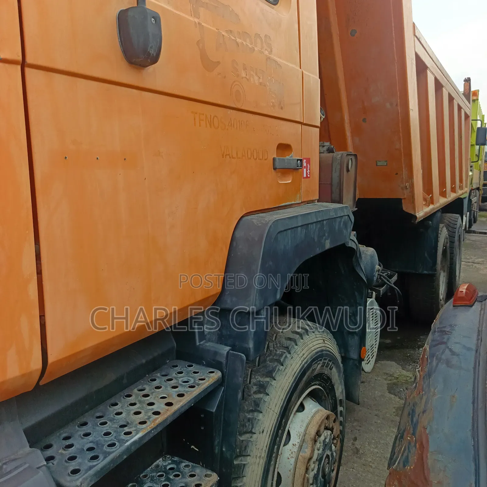 Man Diesel Tipper With Auxiliary and Miller Bucket