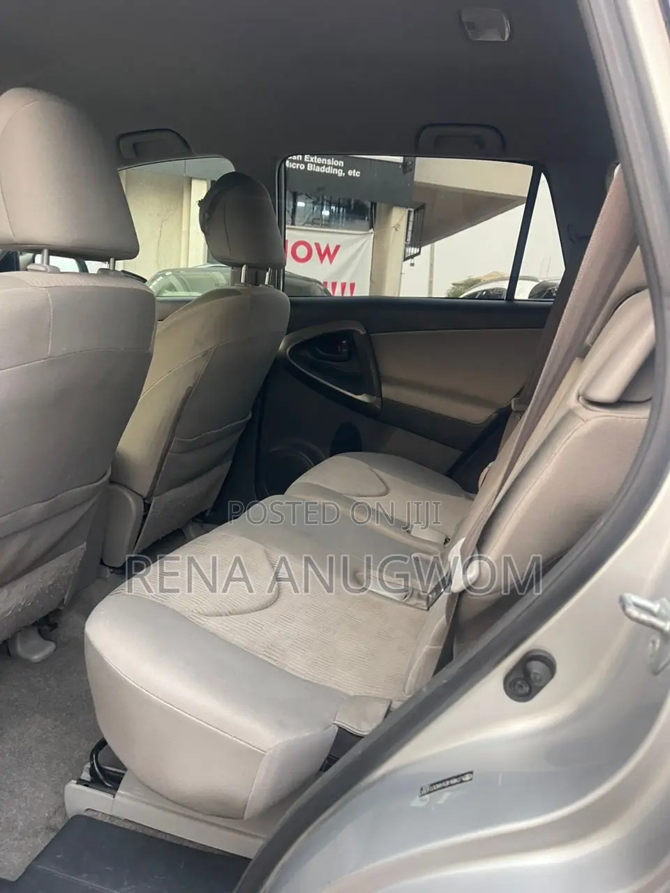 Toyota RAV4 2010 Silver
