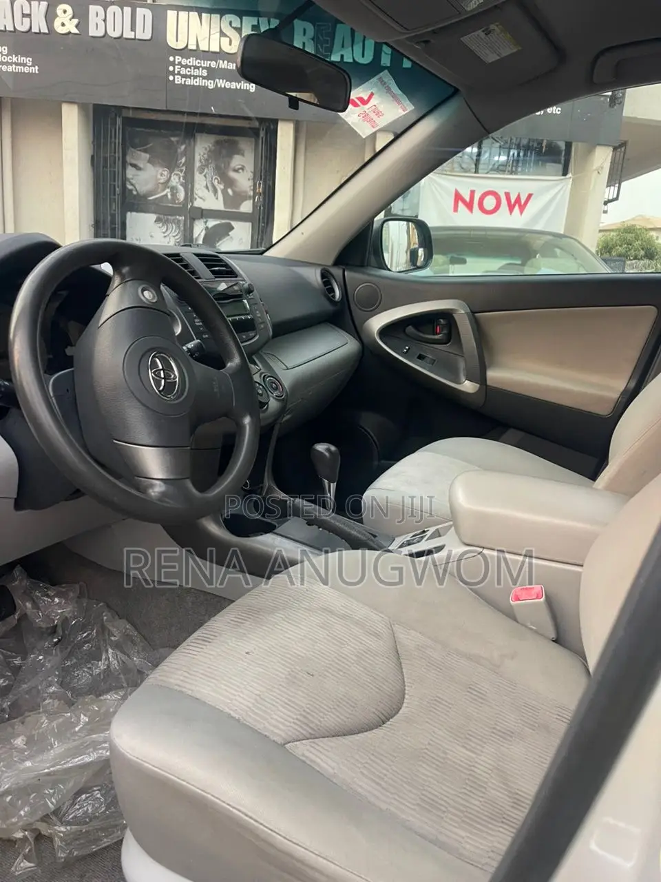 Toyota RAV4 2010 Silver