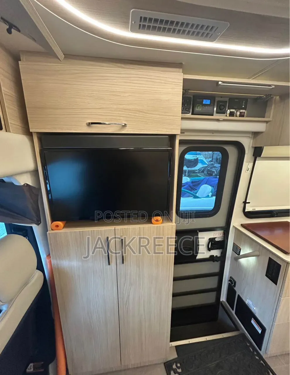 Mercedes-benz V-class 2023 White