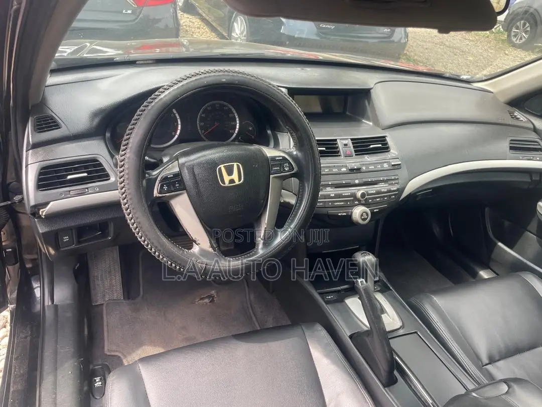Honda Accord 2010 Black