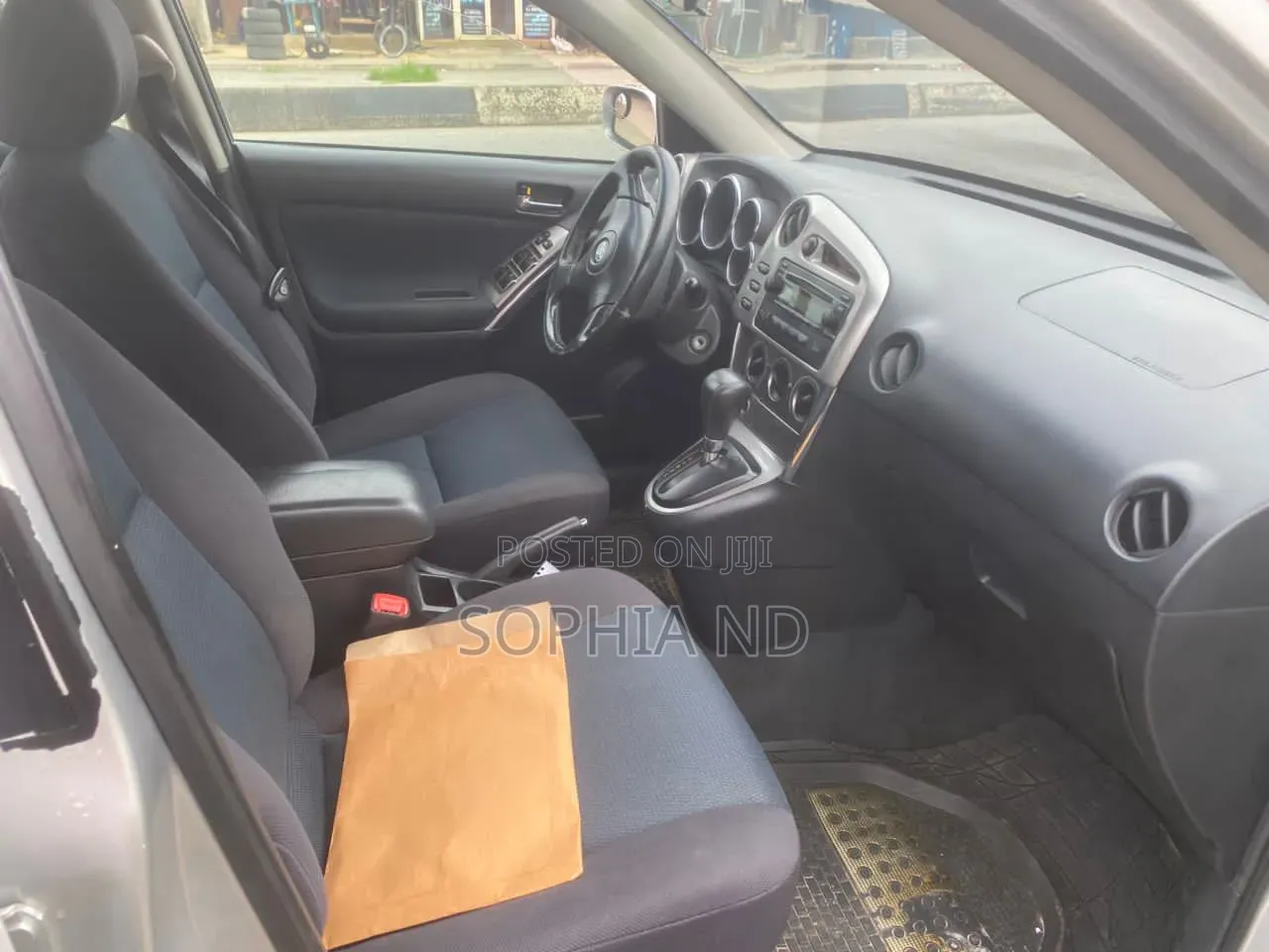Toyota Matrix 2006 Silver