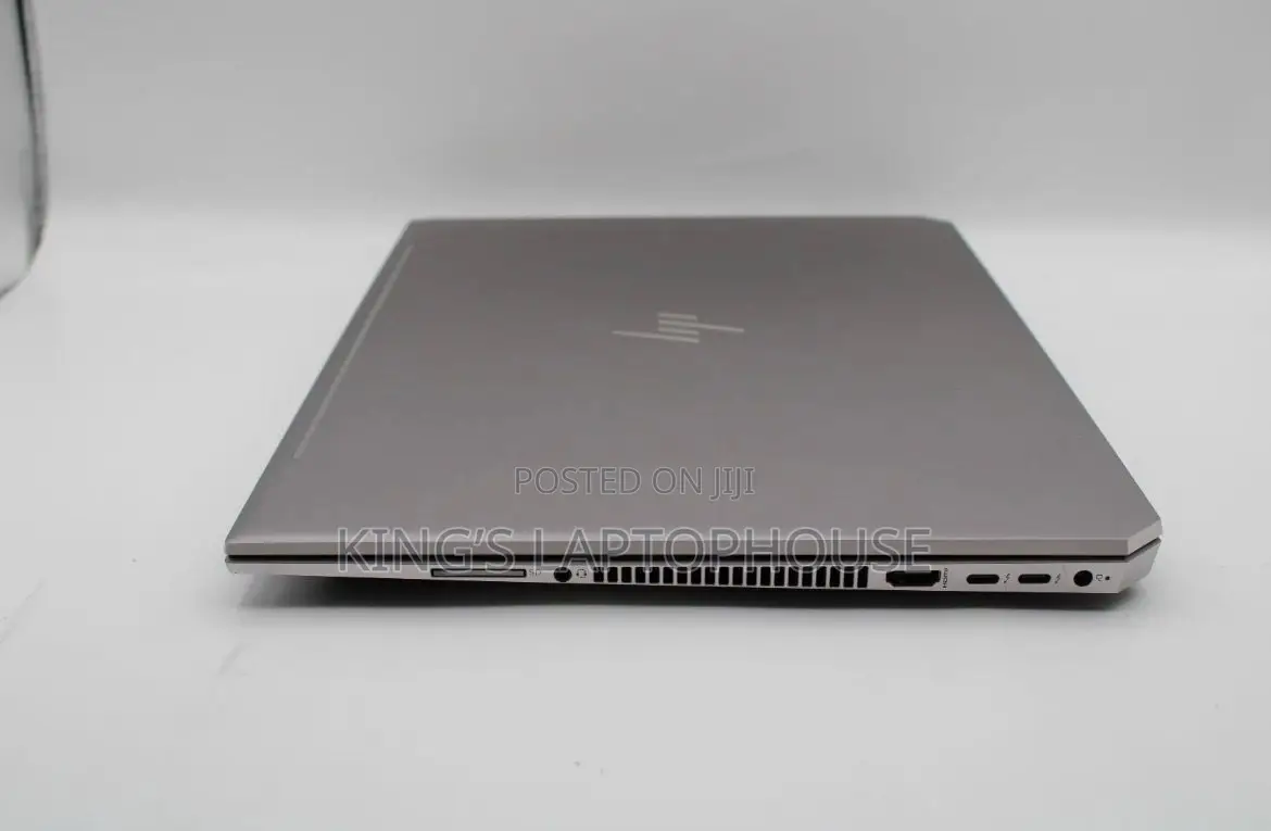 Laptop HP ZBook Studio G5 32GB Intel Core i9 SSD 256GB