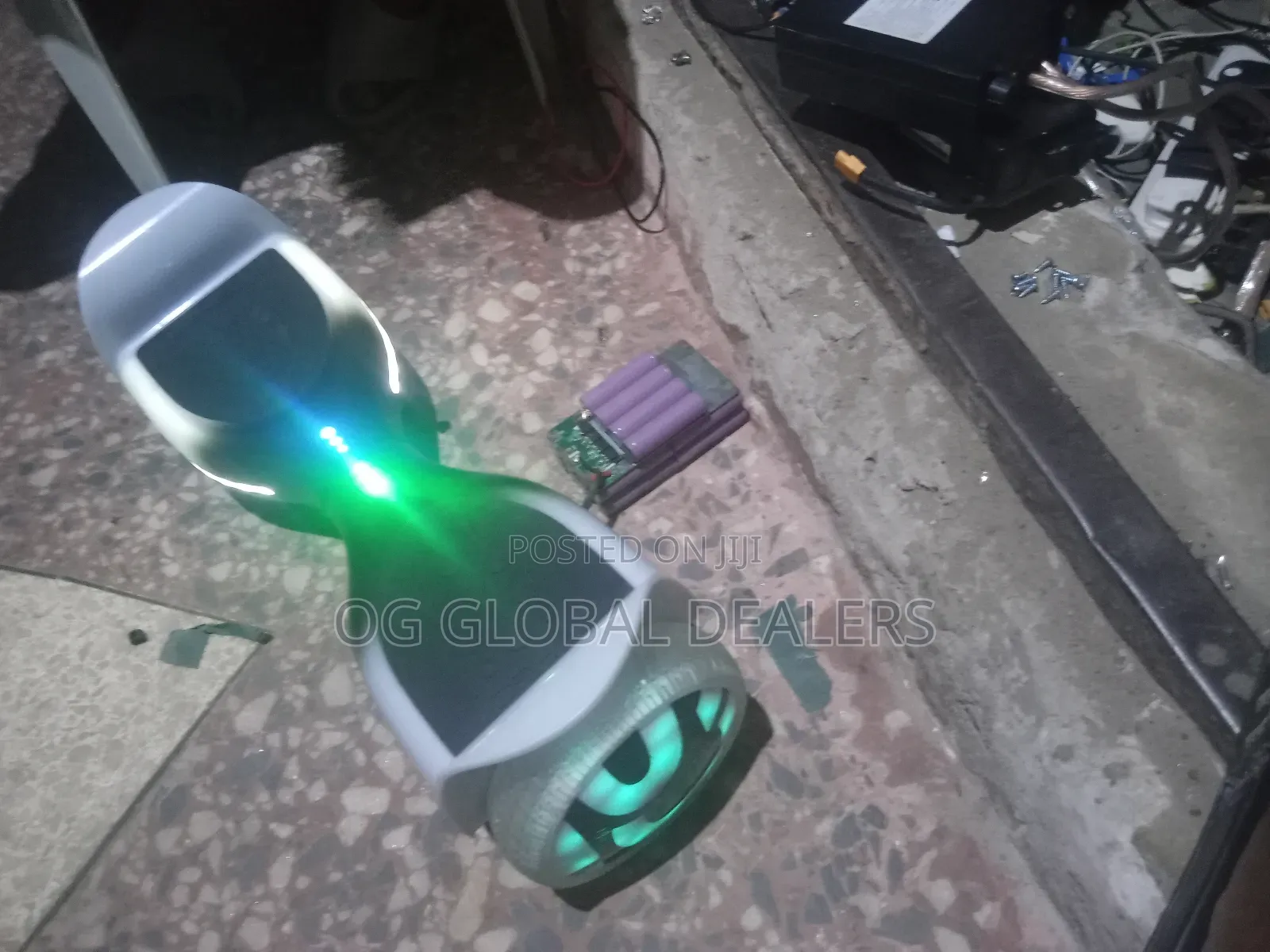 Brand New Quality Lexgo Phantom Hoverboard