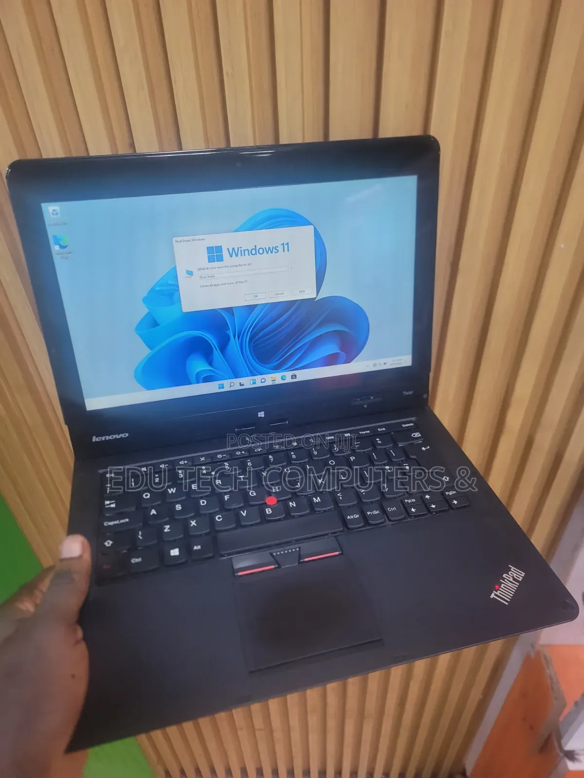 Laptop Lenovo 4GB SSD 128GB