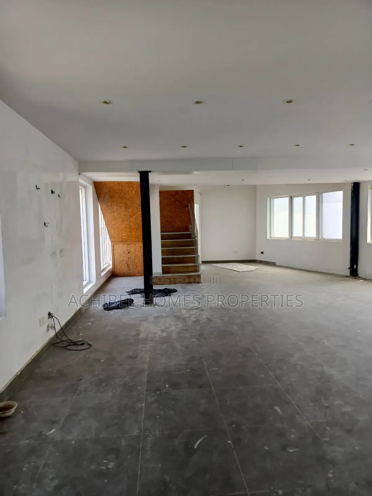 145 Square Meter Office Space in Lekki Phase 1