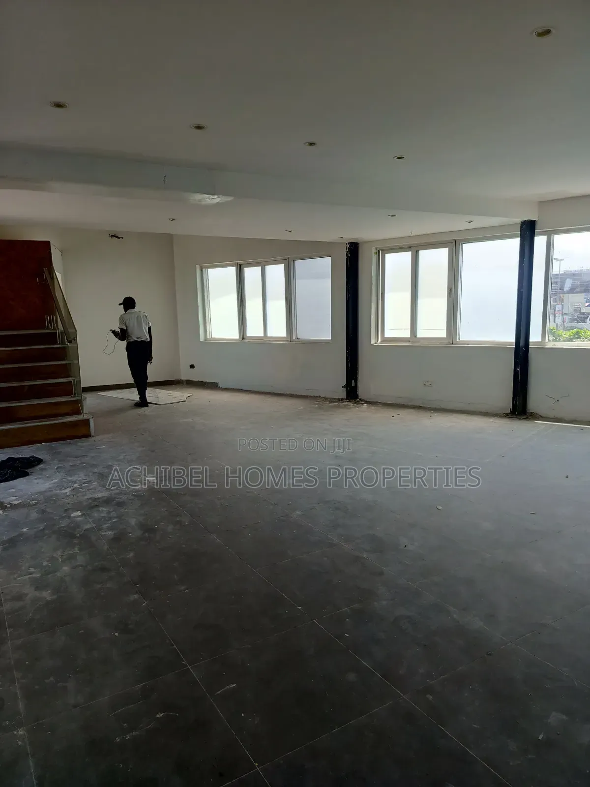 145 Square Meter Office Space in Lekki Phase 1
