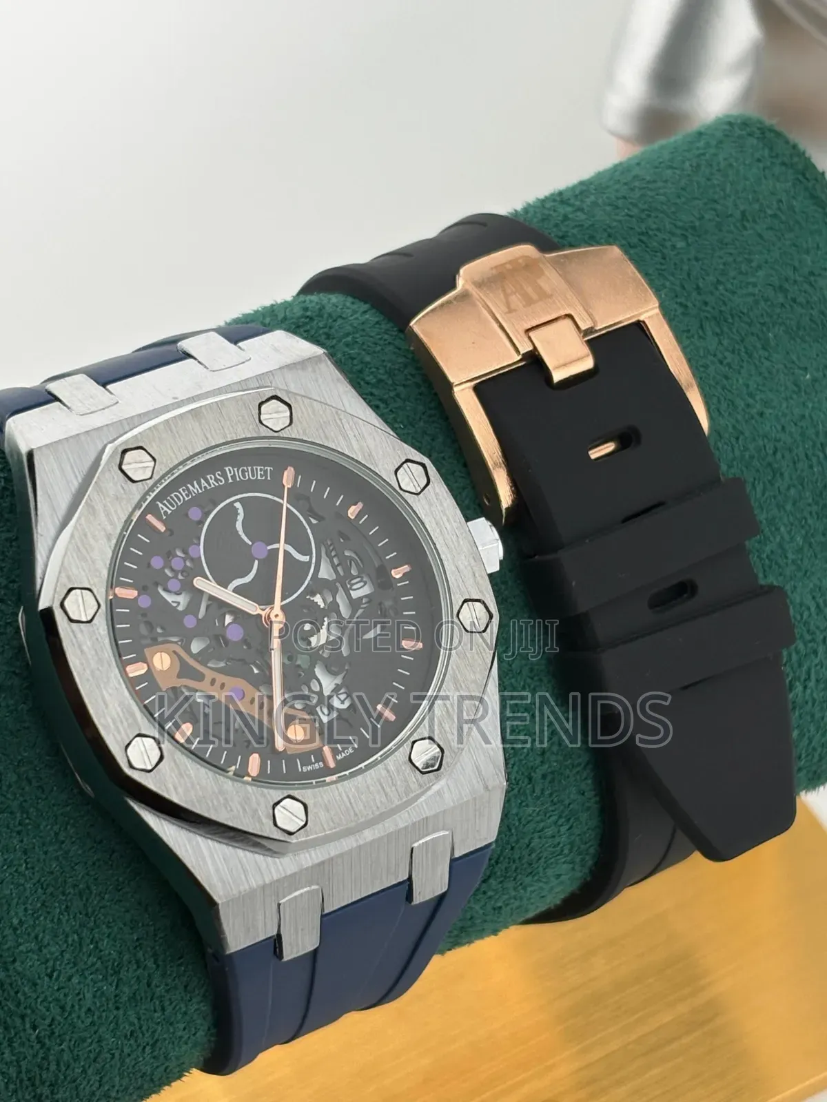 Ap Quality Rubber Wristwatch
