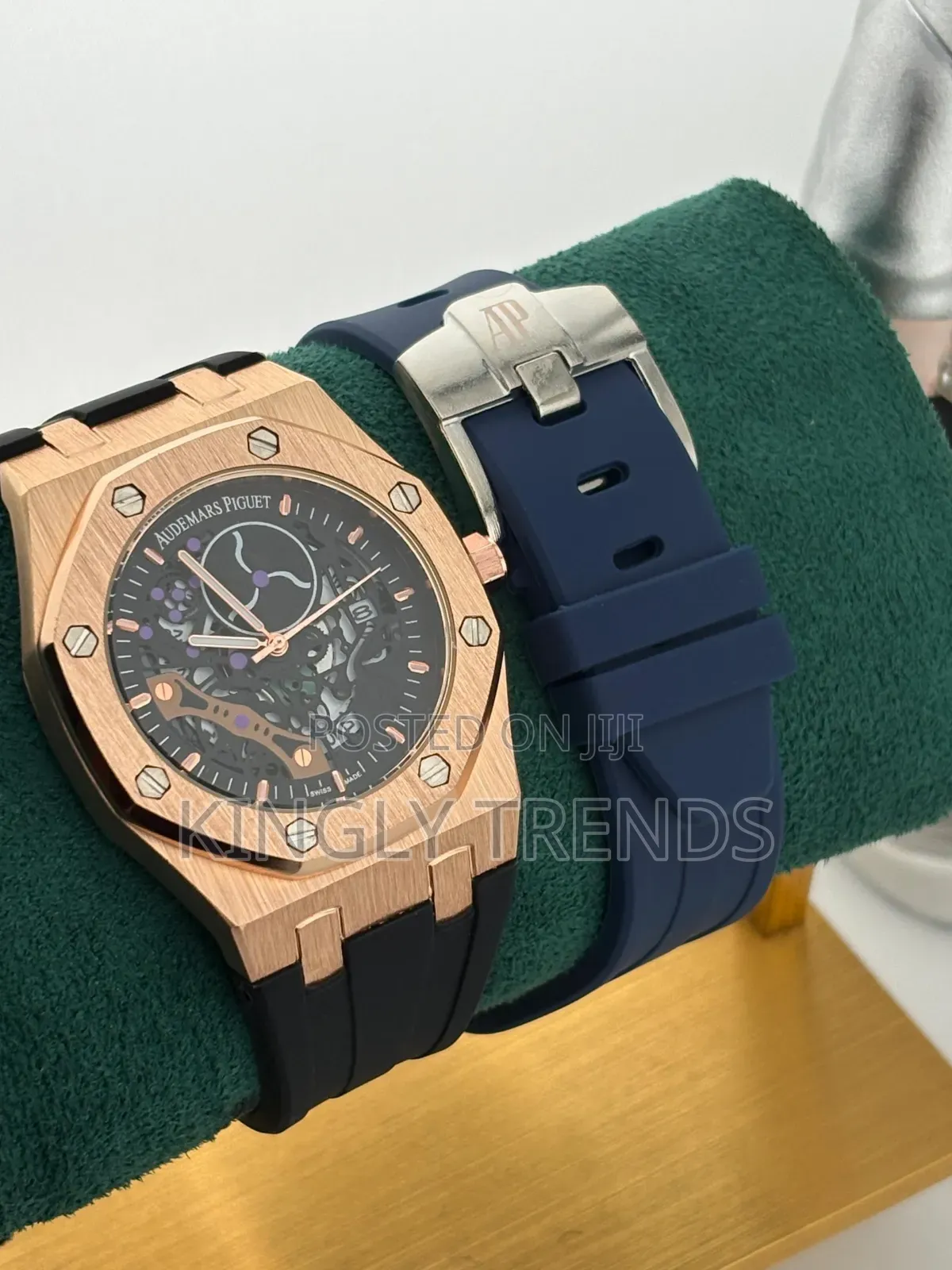 Ap Quality Rubber Wristwatch
