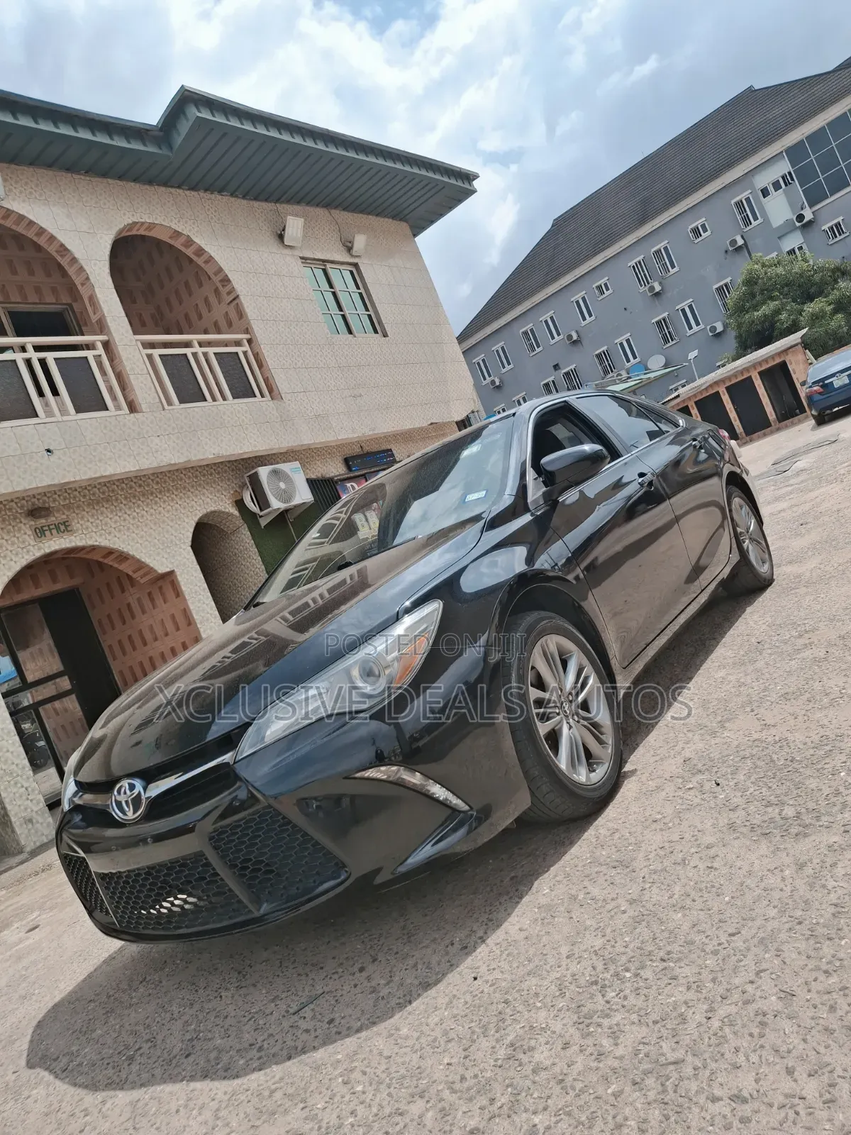 Toyota Camry 2017 Black