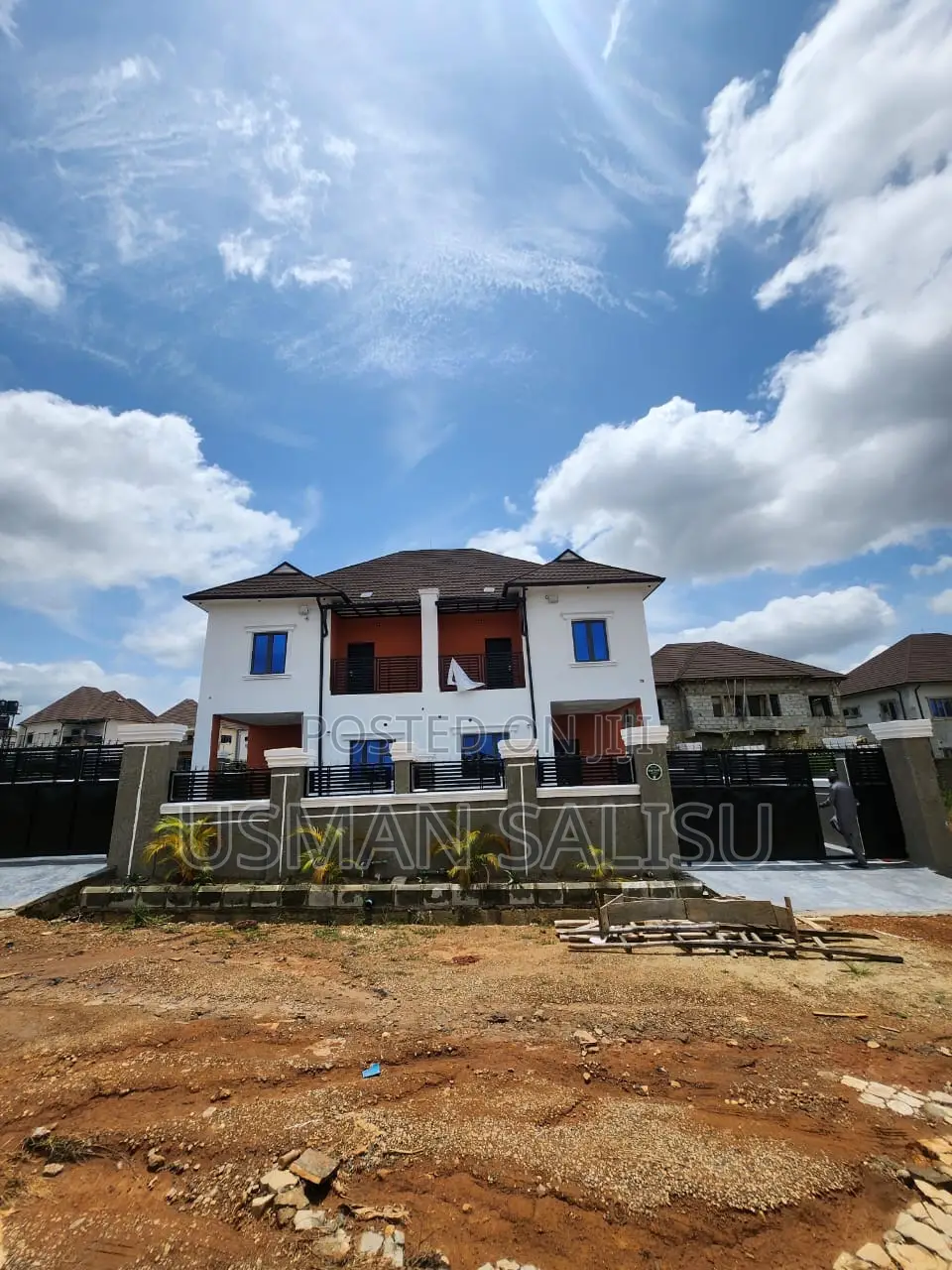 3bdrm Duplex in Fo1 Kubwa for sale