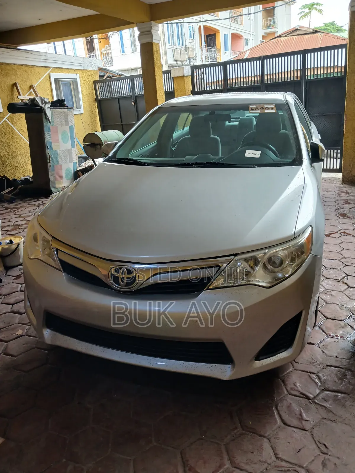 Toyota Camry LE 4dr Sedan (2.5L 4cyl 6A) 2014 Silver