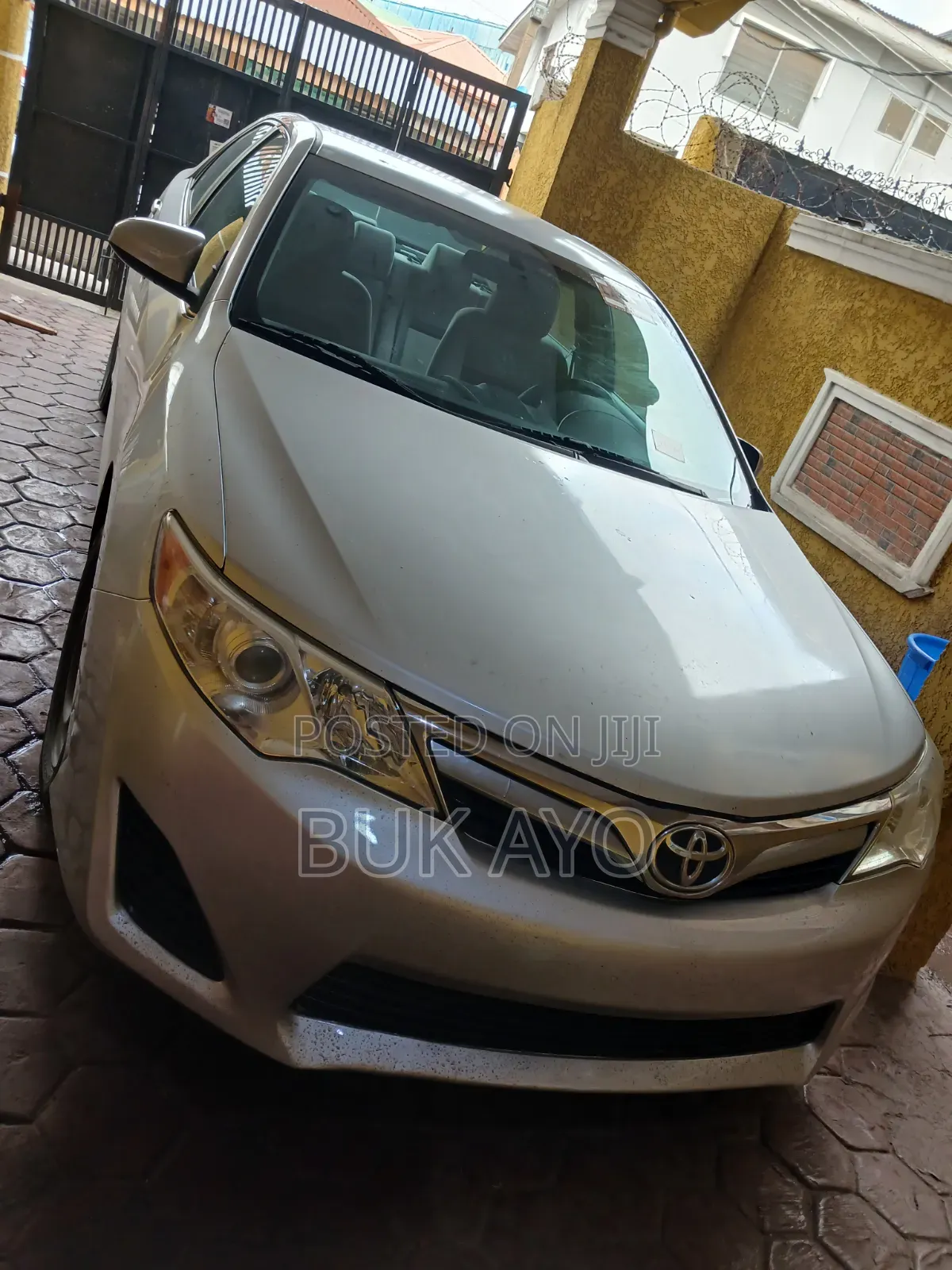 Toyota Camry LE 4dr Sedan (2.5L 4cyl 6A) 2014 Silver