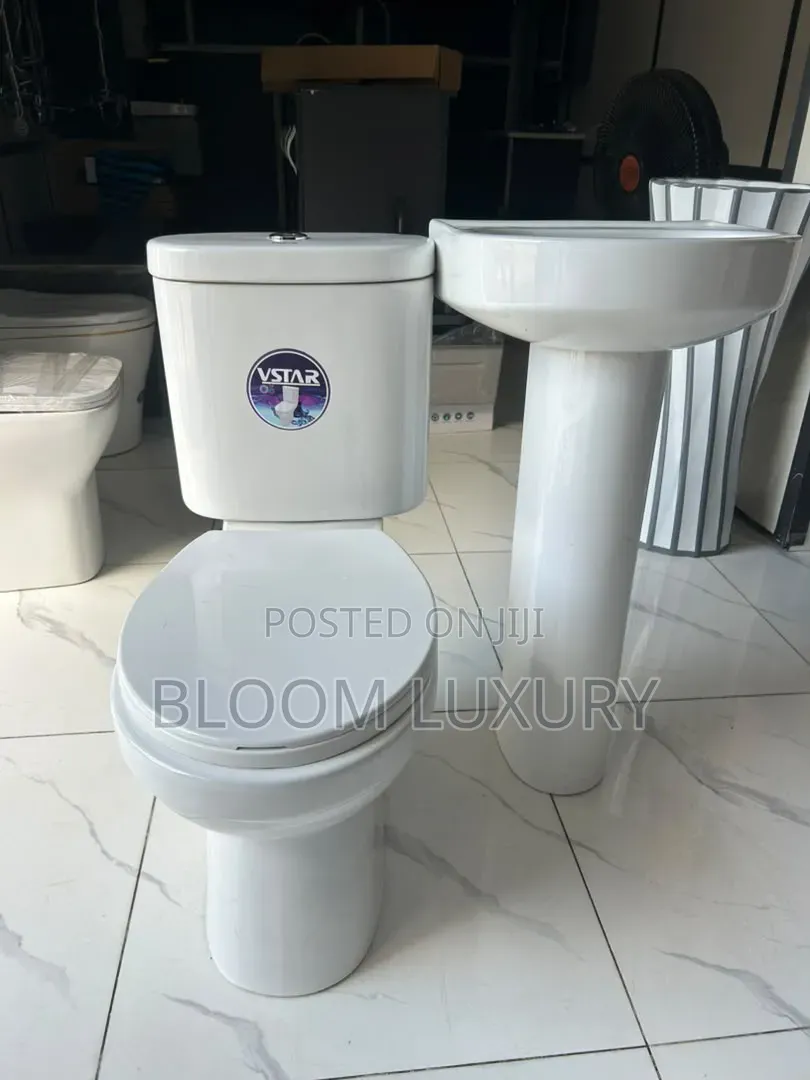 Vista Mini Water Closet 