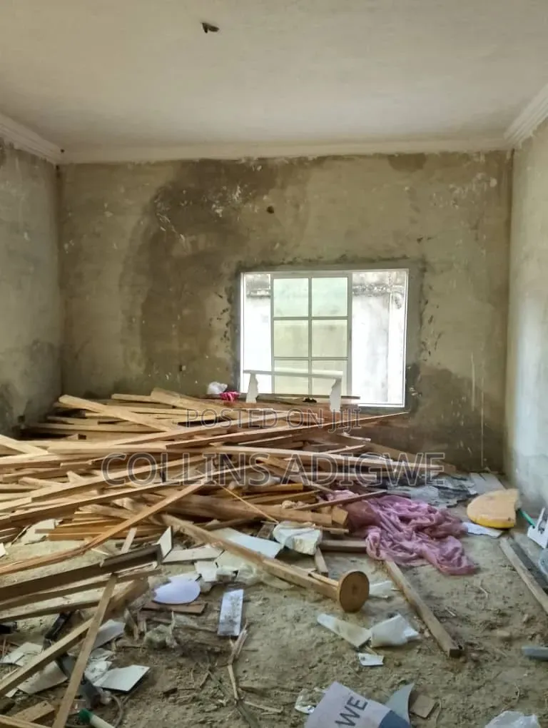 3bdrm Block of Flats in Sangotedo, VGC / Ajah for sale