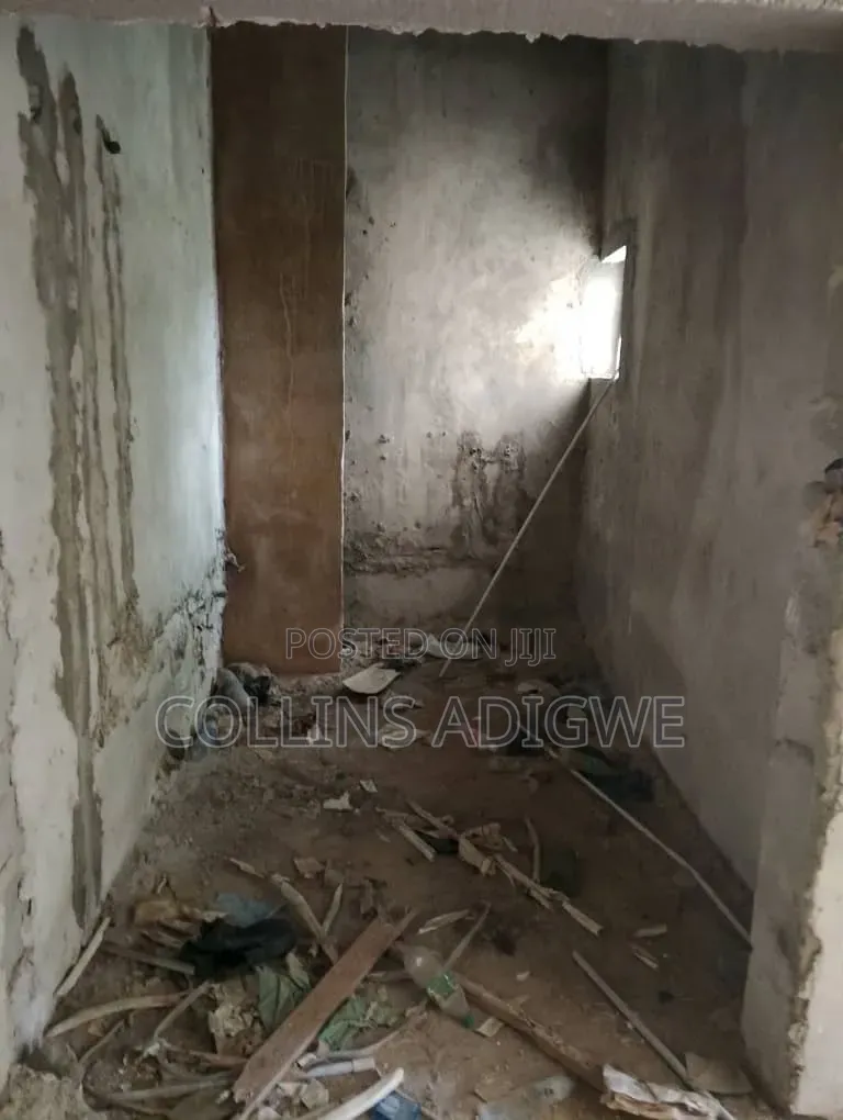 3bdrm Block of Flats in Sangotedo, VGC / Ajah for sale