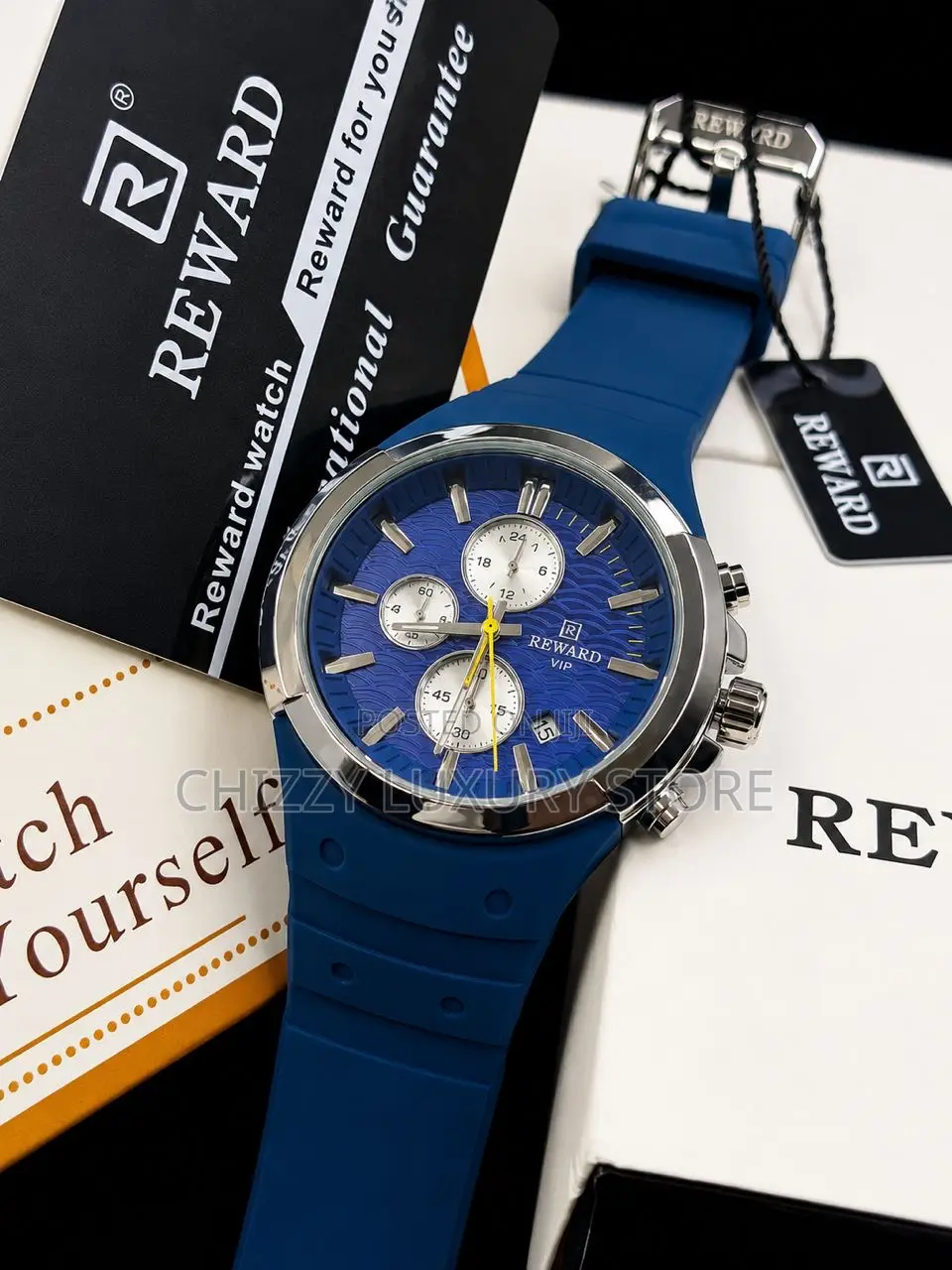 Reward Quality Men Rubber Strap Wristwatch