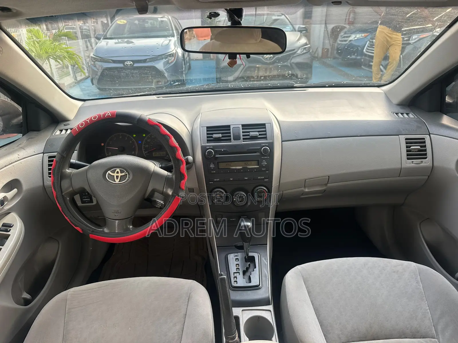 Toyota Corolla LE 4dr Sedan (1.8L 4 cyl 4A) 2009 Gray