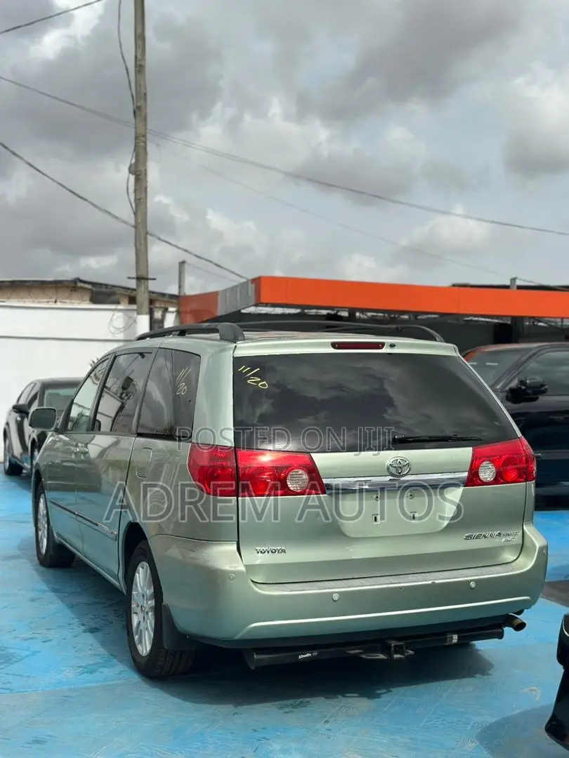 Toyota Sienna XLE Limited 2007 Green