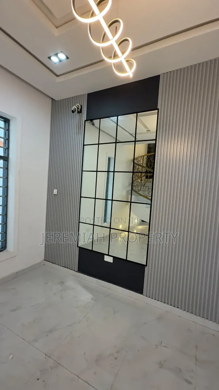 5bdrm Duplex in Omole Estate Phase I, Berger for sale