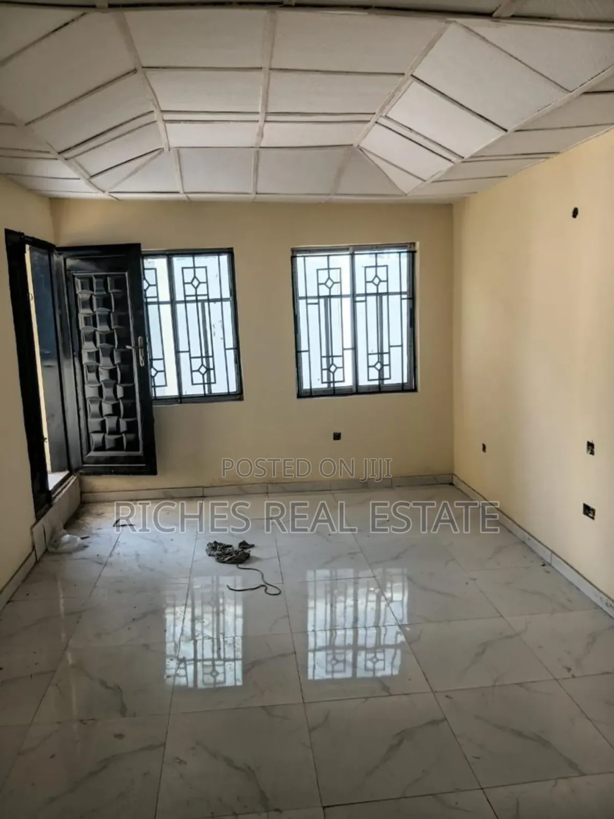 2bdrm Block of Flats in Olakunle, Ibadan for rent
