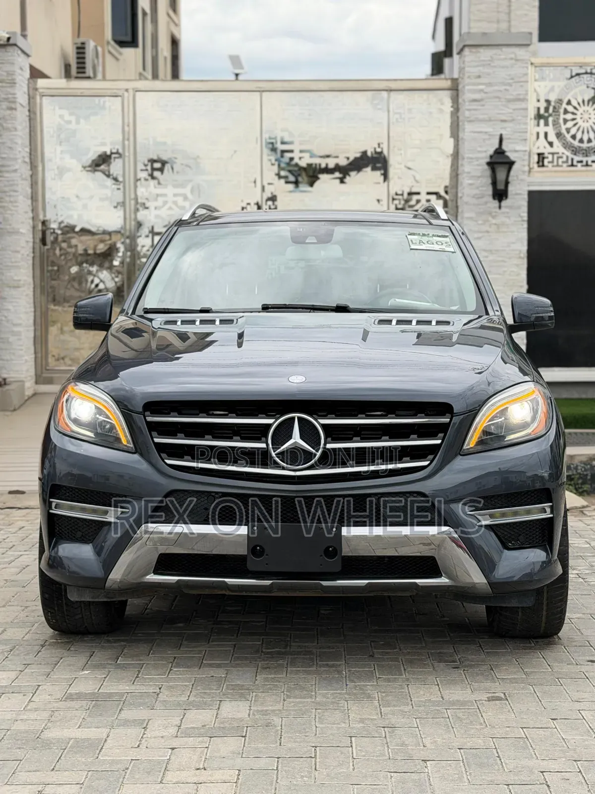 Mercedes-Benz M Class ML350 4MATIC 4dr SUV AWD (3.5L 6cyl 7A) 2014 Gray