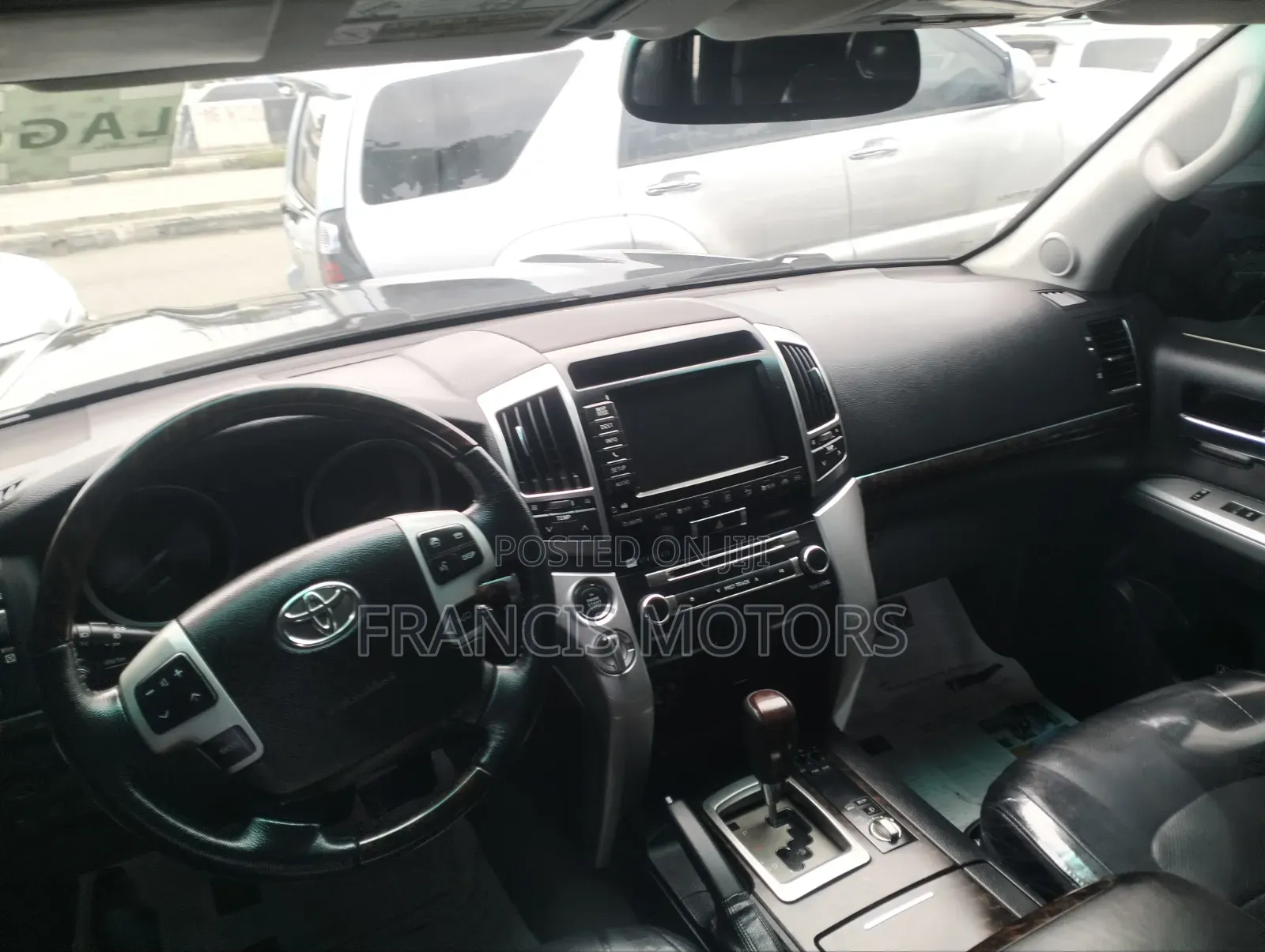 Toyota Land Cruiser 2016 Black