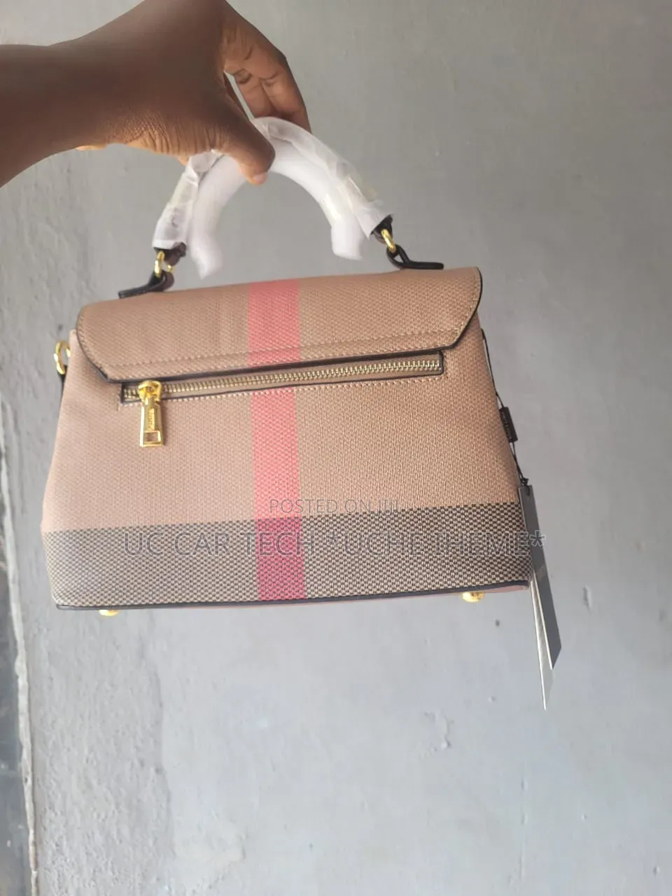 Vafivtno Fancy Hand Bag