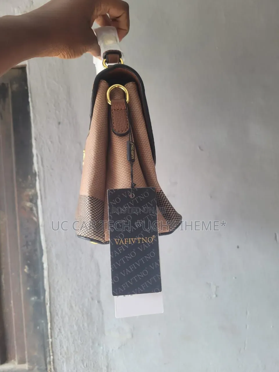 Vafivtno Fancy Hand Bag