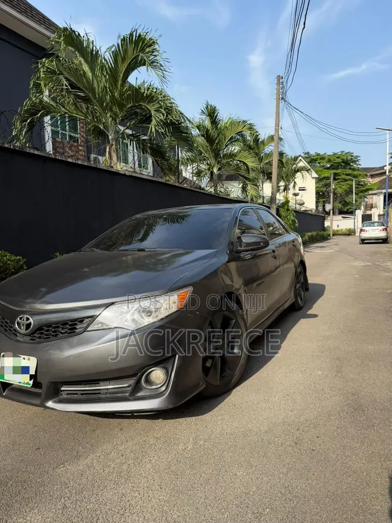 Toyota Camry 2013 Black