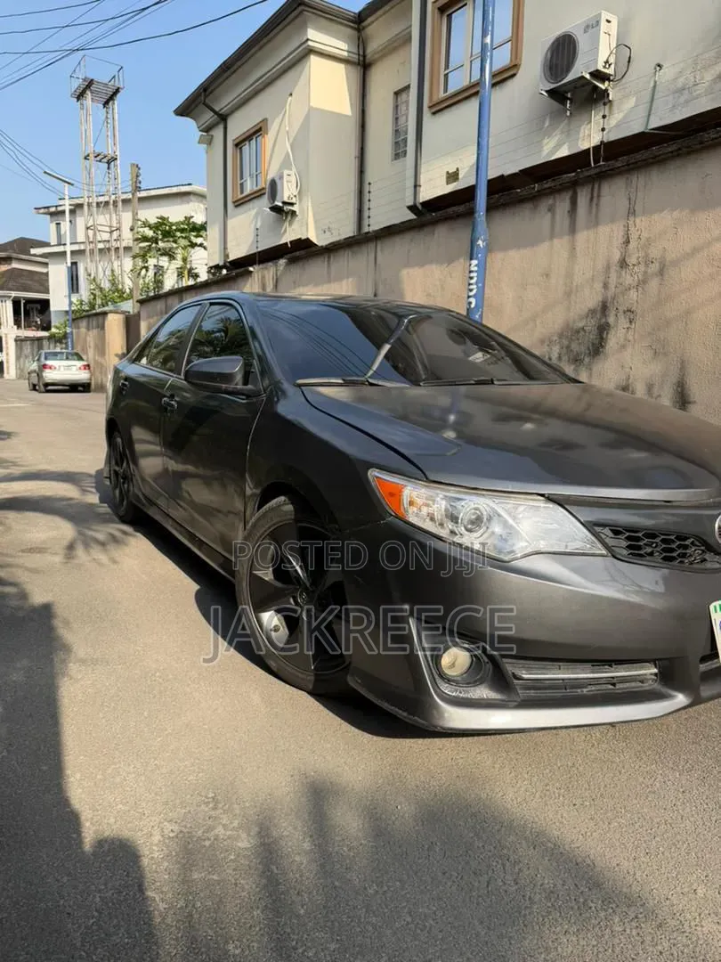Toyota Camry 2013 Black