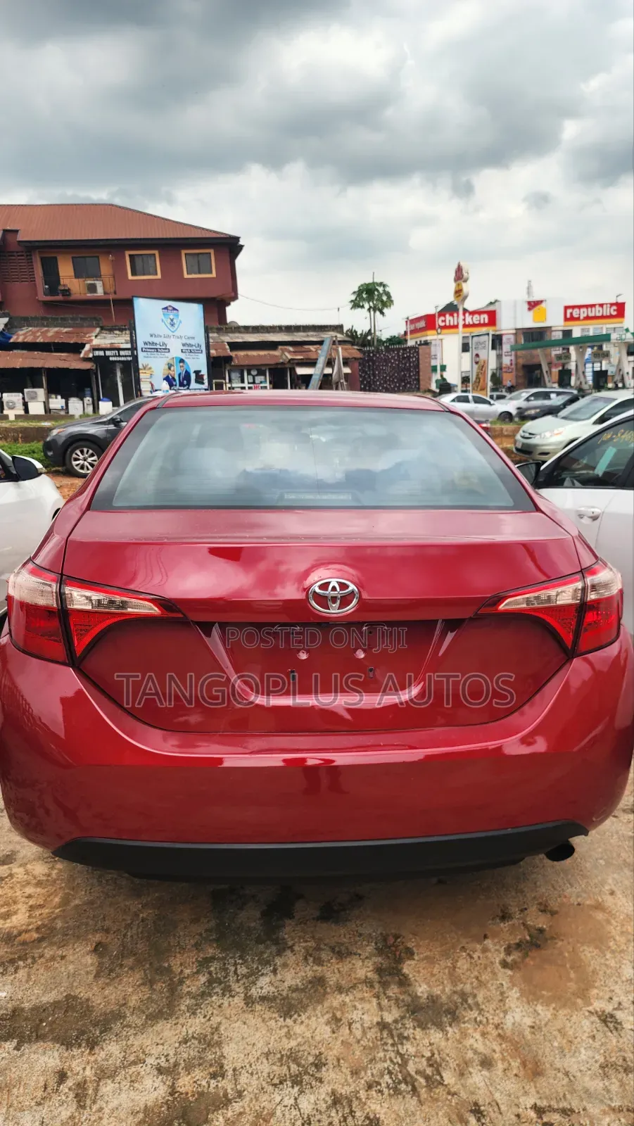 Toyota Corolla 2017 Red