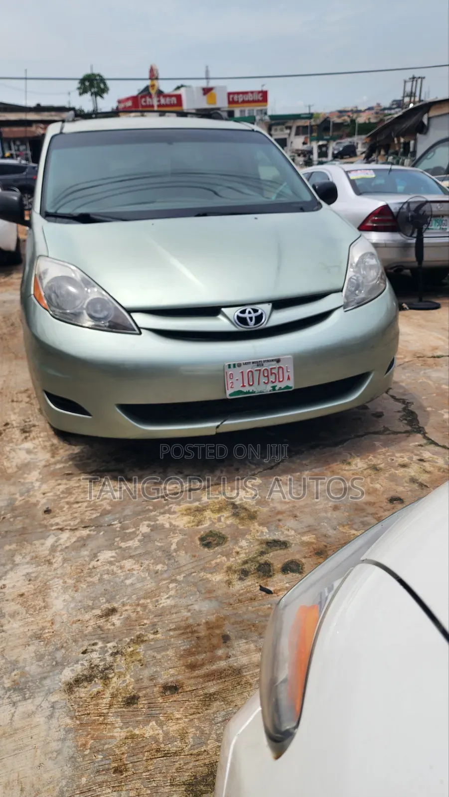 Toyota Sienna 2007 Green