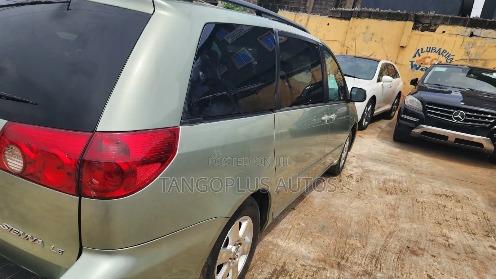 Toyota Sienna 2007 Green