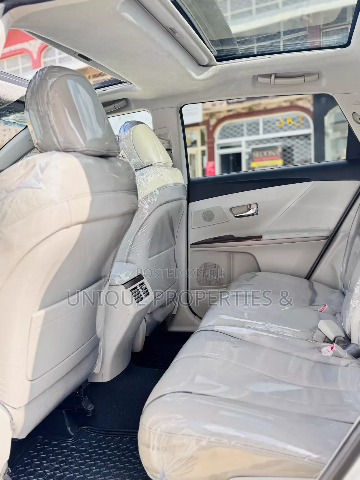Toyota Venza 2011 White