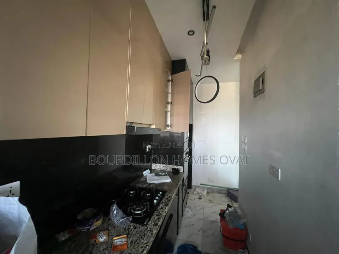 2bdrm Penthouse in Ologolo Lekki Lagos for rent