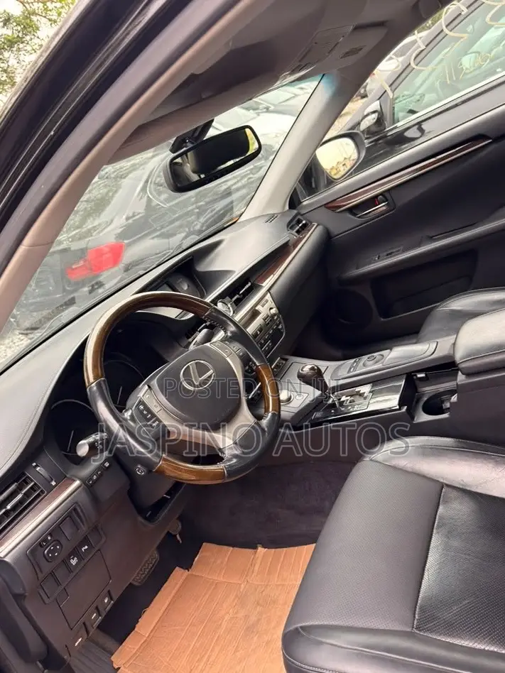 Lexus ES 2014 Black