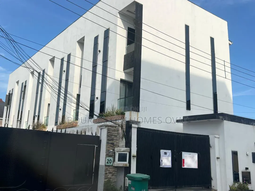2bdrm Duplex in Ologolo Lekki Lagos for rent