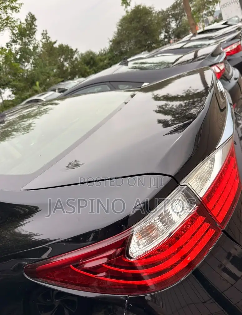 Lexus ES 2014 Black